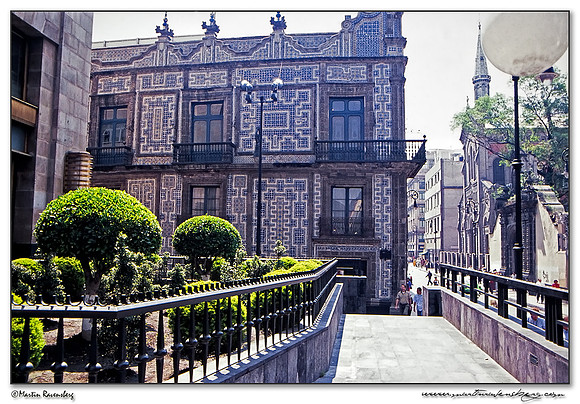 Casa de los Azulejos, Mexico City