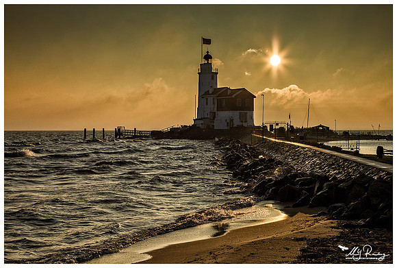 Paard van Marken, the lighthouse