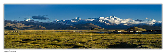 View over the Himalayan mountains near Tingri