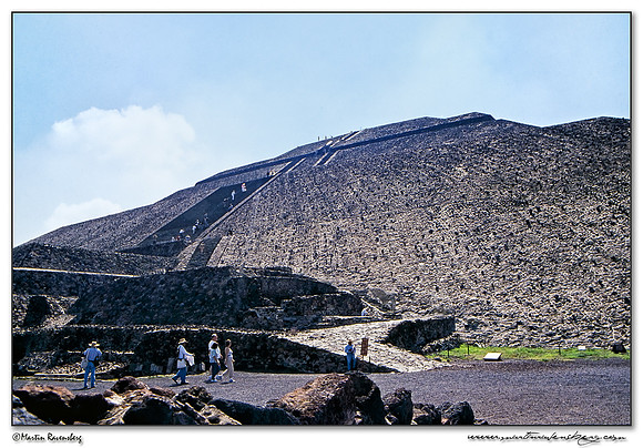 Pyramid of the Sun in Teotihuacán