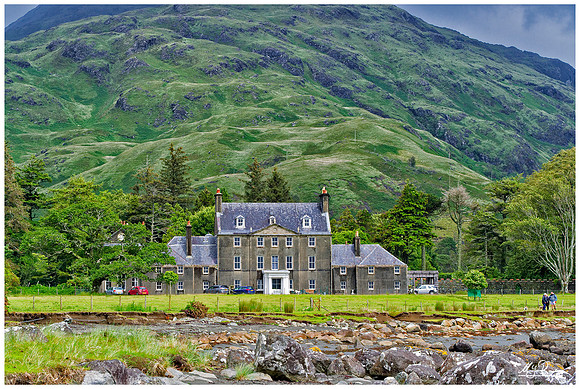 The coastline of the Ilse of Mull - Scotland